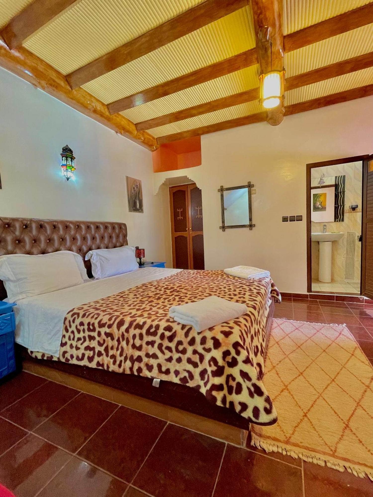 Hotel L'Arganier D'Ammelne Tafraout Bagian luar foto