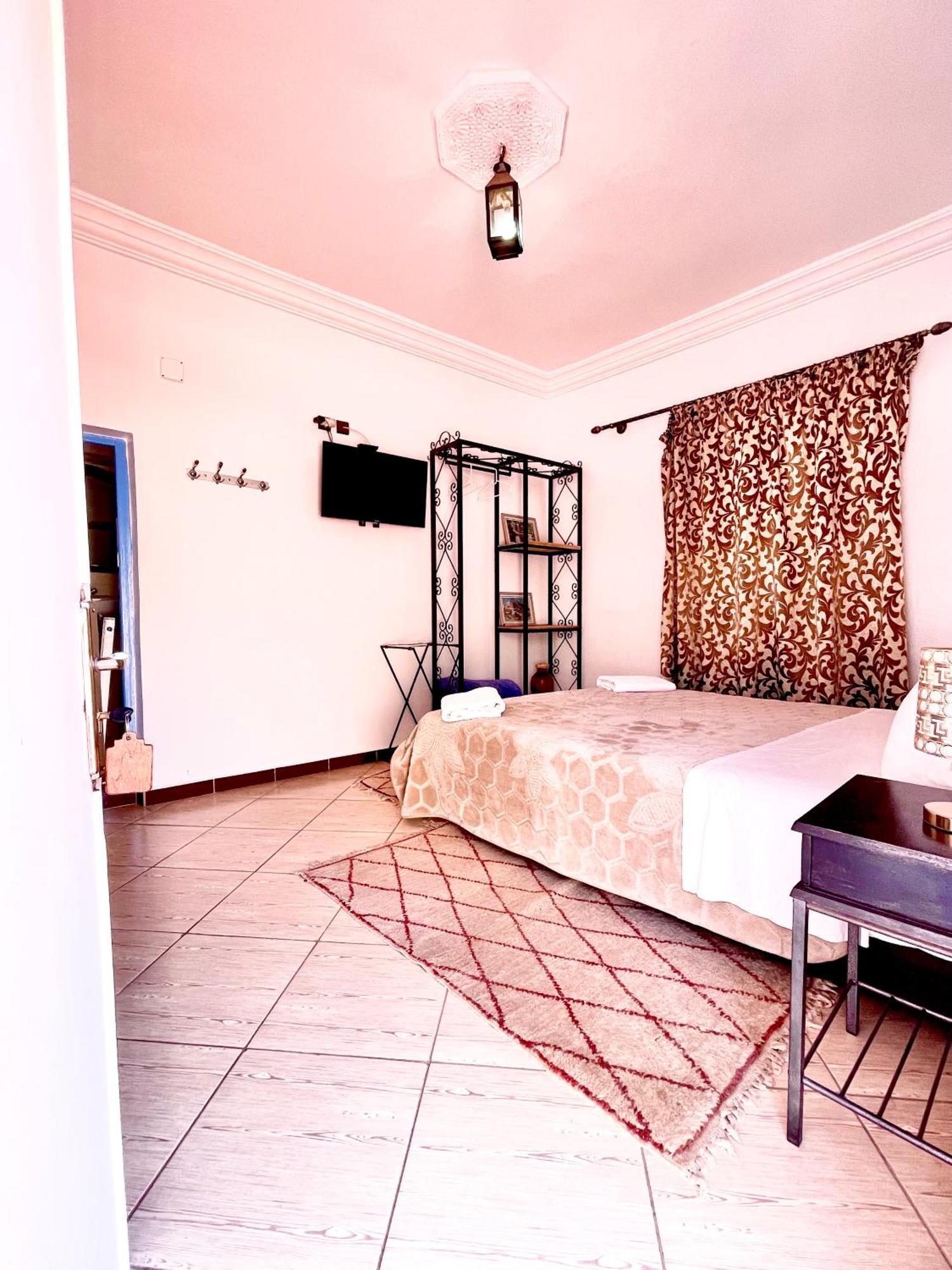 Hotel L'Arganier D'Ammelne Tafraout Bagian luar foto